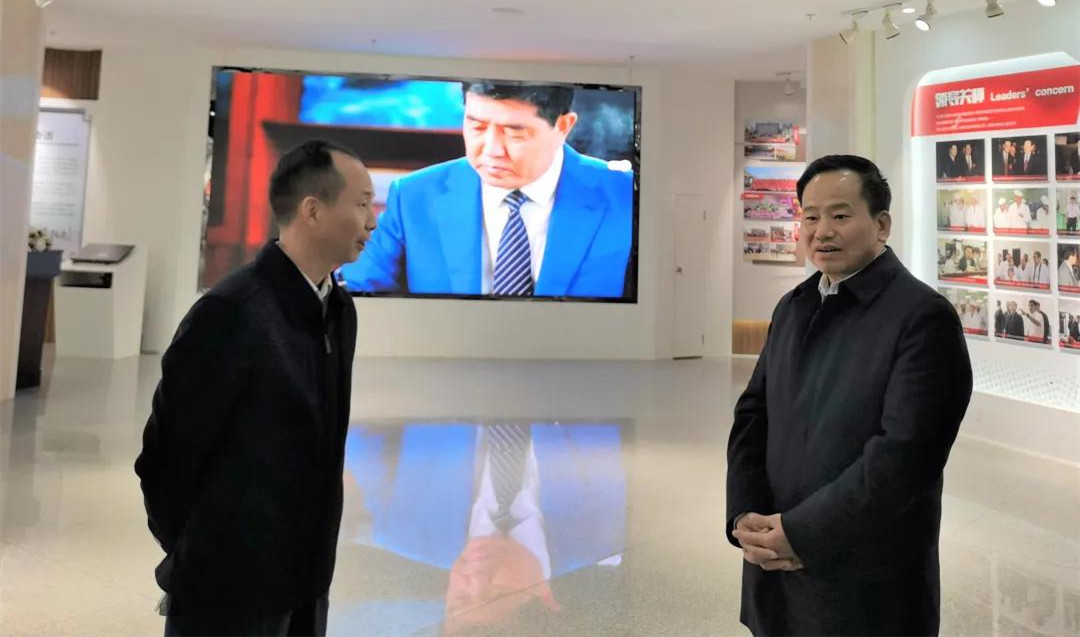 长沙高新区党工委书记周庆年一行赴冰球突破880爆分视频开展走新春活动