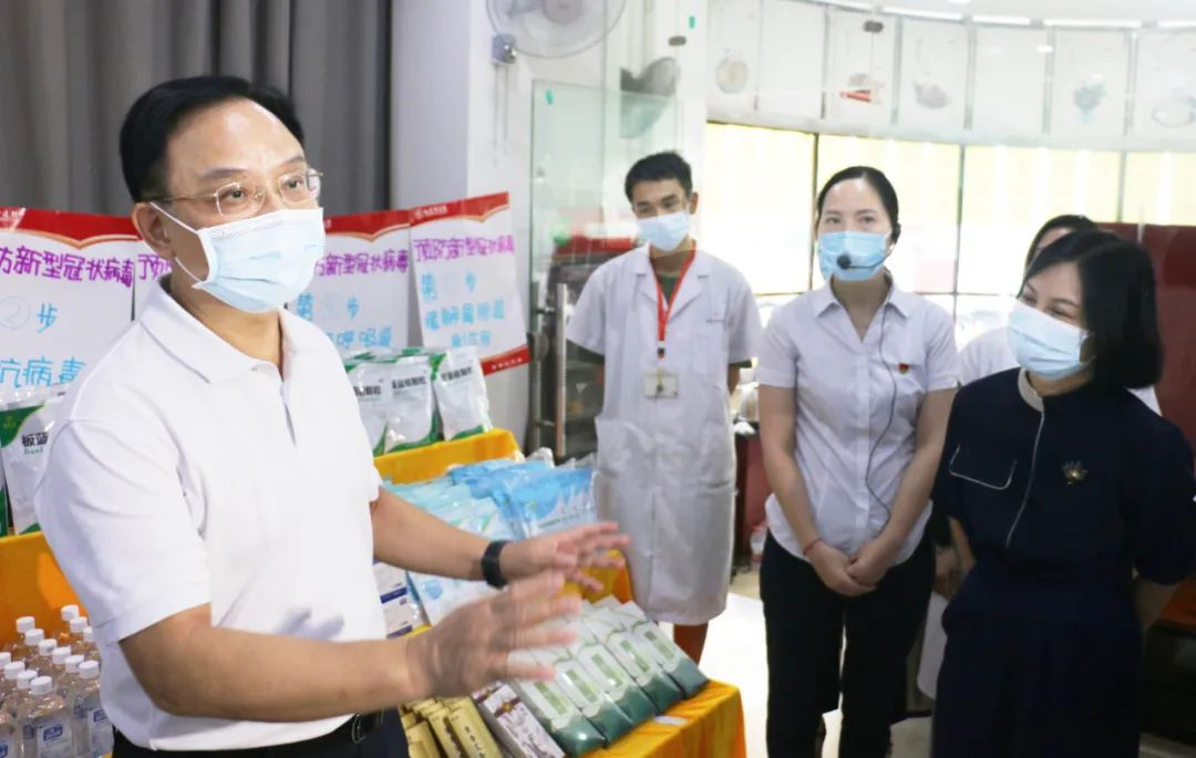 湖南省市场监督管理局党组书记、局长向曙光一行莅临冰球突破880爆分视频督查疫情防控工作