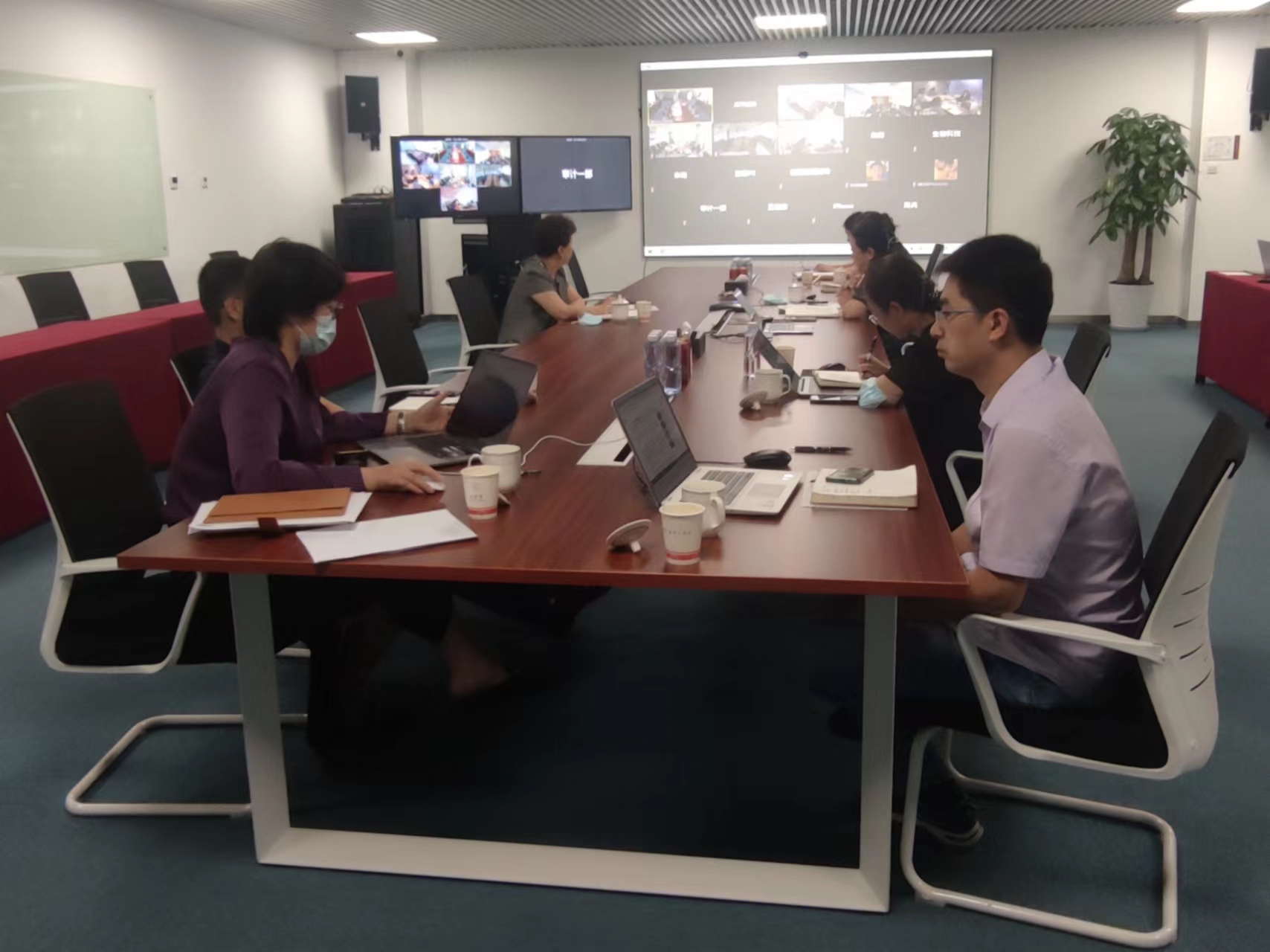 强化内审时效 推动制度建设—— 冰球突破880爆分视频集团内部审计专项工作暨制度培训会议